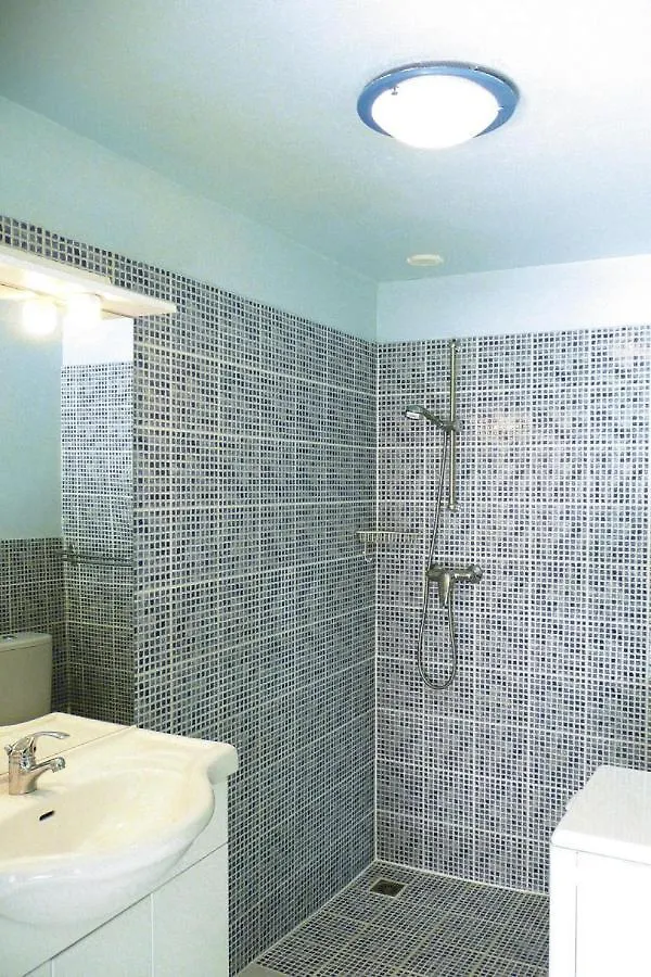 Nice Holiday Home Near The Beach Пленёф-Валь-Андре